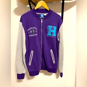 Adidas NBA Charlotte Hornets Letterman Sweatshirt Men’s size Medium